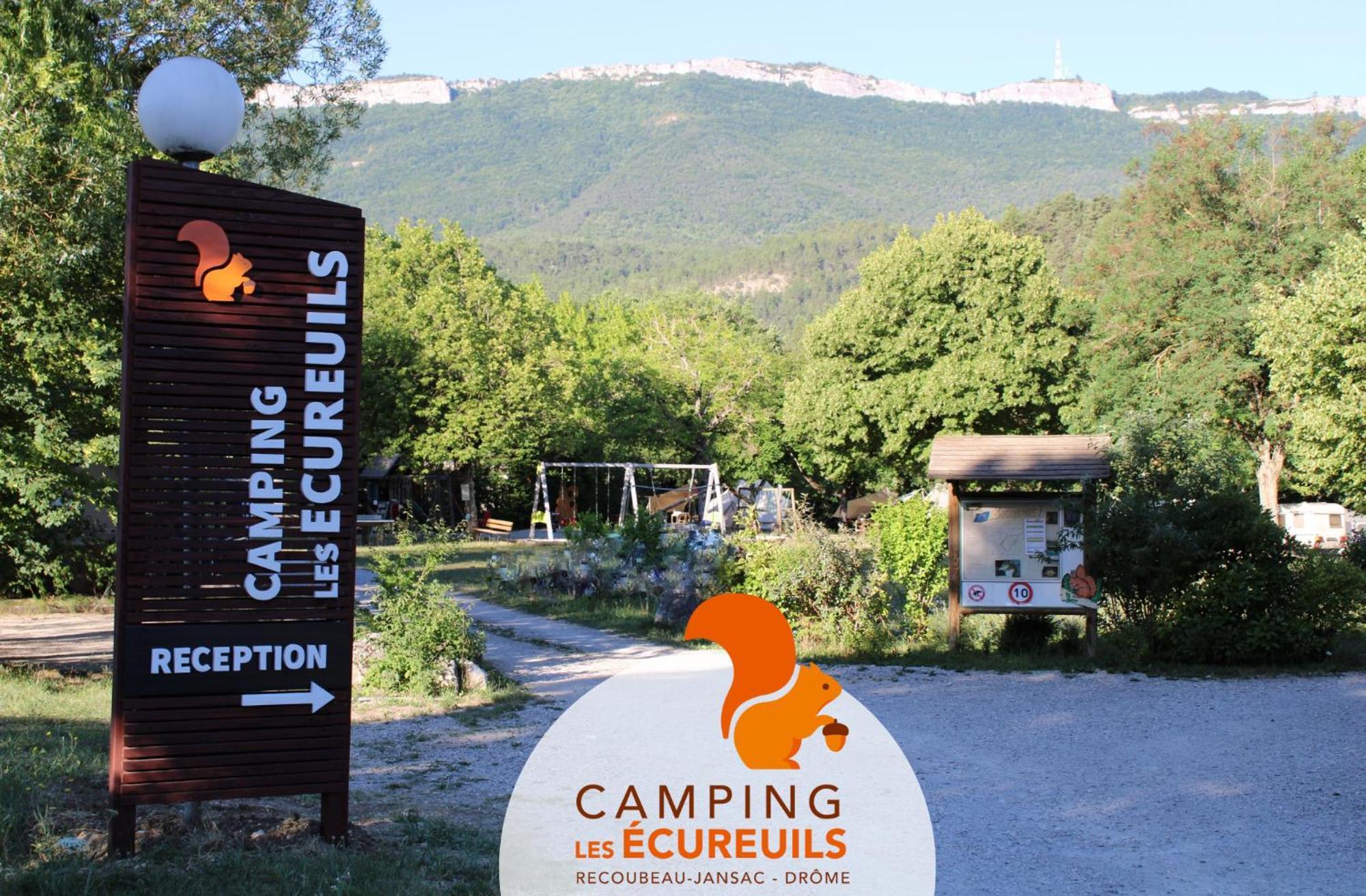 Habitat Createur - Hebergements Insolites Au Camping Municipal "Les Ecureuils" Recoubeau-Jansac المظهر الخارجي الصورة